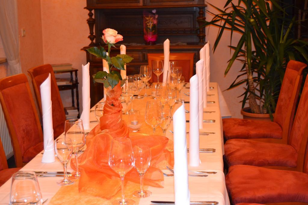Kraichtaler Hof Hotel Екстериор снимка